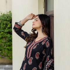 EthniFlair Women Cotton Yoke detail Straight Kurta Pant Dupatta Set