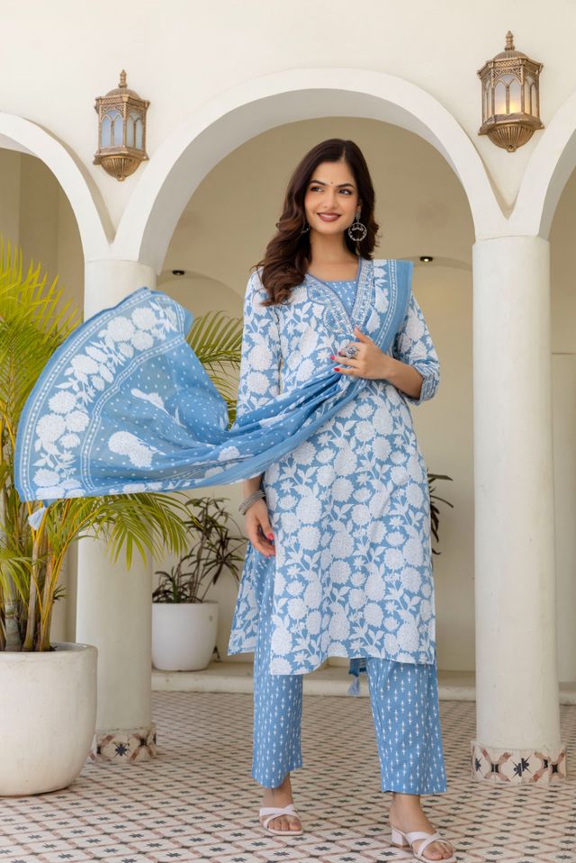 EthniFlair Women Cotton Pintucks detail Straight kurta Pant & Dupatta