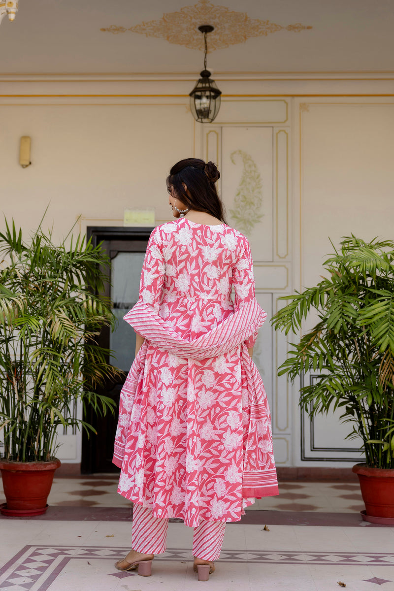 EthniFlair Floral Printed Empire Kurta with Pyjamas & Dupatta