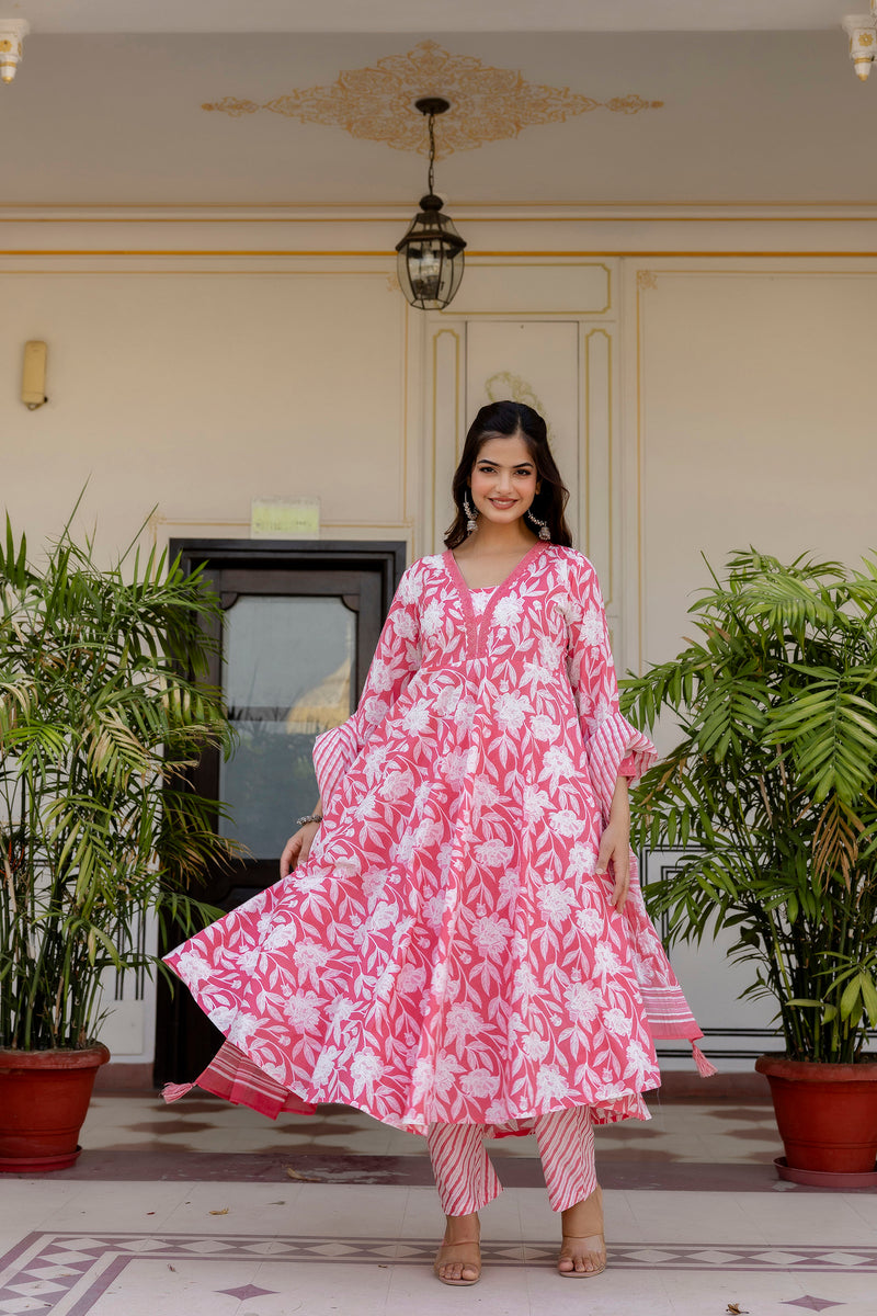 EthniFlair Floral Printed Empire Kurta with Pyjamas & Dupatta