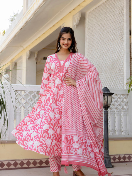 EthniFlair Floral Printed Empire Kurta with Pyjamas & Dupatta