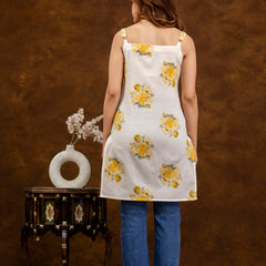 EthniFlair Floral Printed Straight Kurti