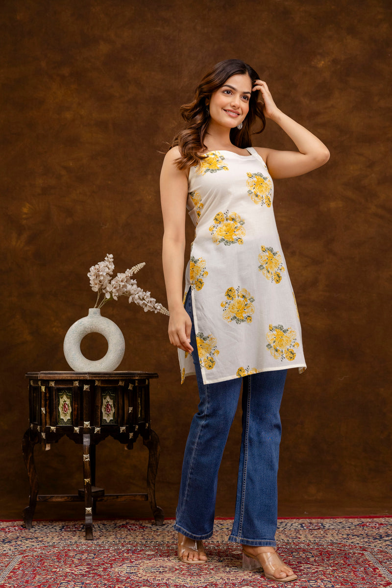 EthniFlair Floral Printed Straight Kurti
