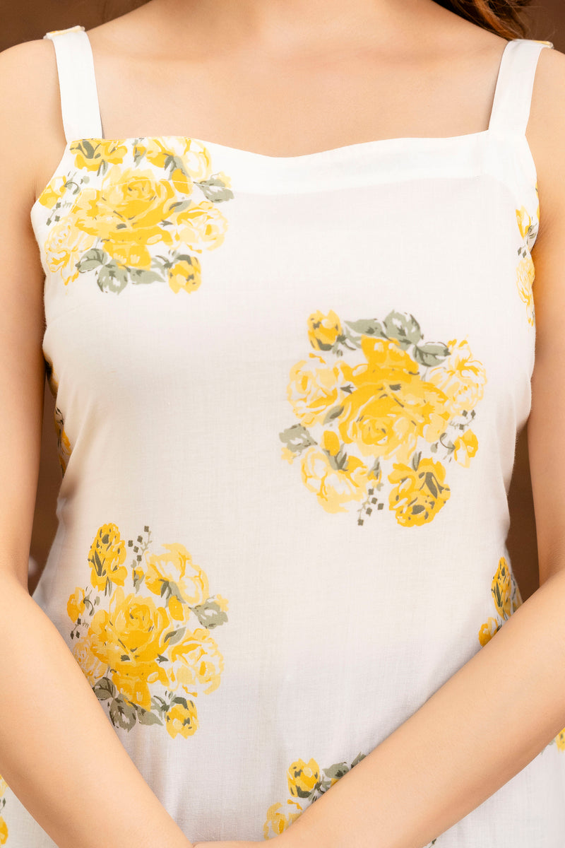 EthniFlair Floral Printed Straight Kurti