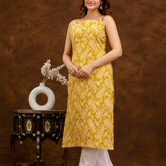 EthniFlair Paisley Printed Shoulder Straps Straight Kurta