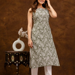 EthniFlair Paisley Printed Shoulder Straps Straight Kurta