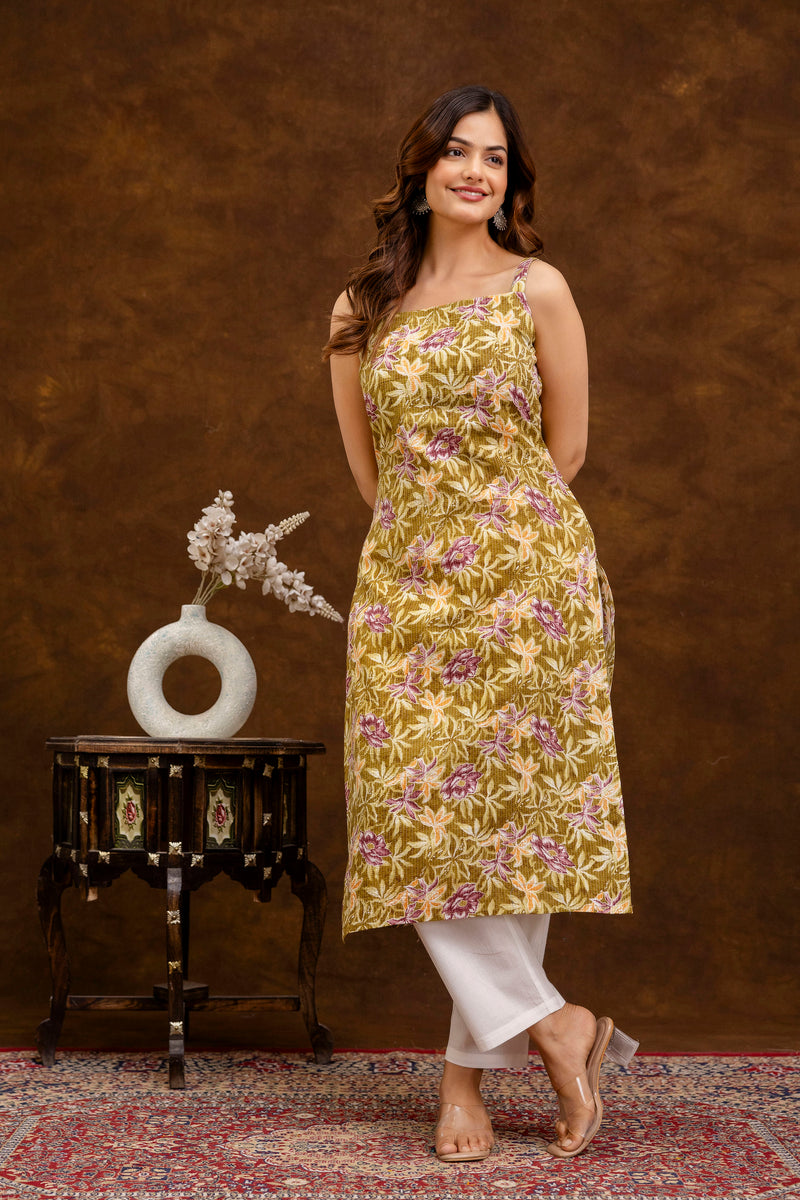 EthniFlair Paisley Printed Square Neck Kurti