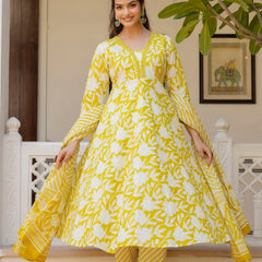 EthniFlair Floral Printed Empire Kurta with Trousers & Dupatta