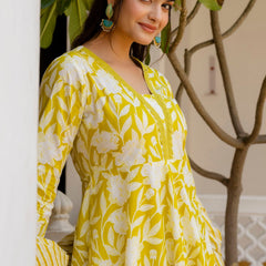 EthniFlair Floral Printed Empire Kurta with Trousers & Dupatta