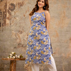 EthniFlair Paisley Printed Square Neck Kurti