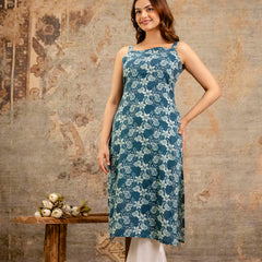 EthniFlair Paisley Printed Square Neck Kurti