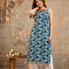 EthniFlair Paisley Printed Square Neck Kurti