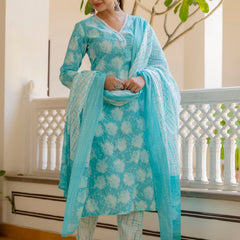 EthniFlair Floral Printed Kurta with Pyjamas & Dupatta