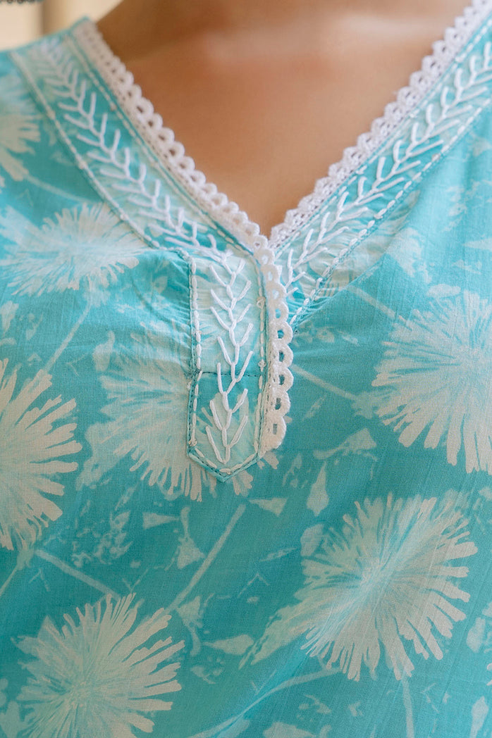 EthniFlair Floral Printed Kurta with Pyjamas & Dupatta