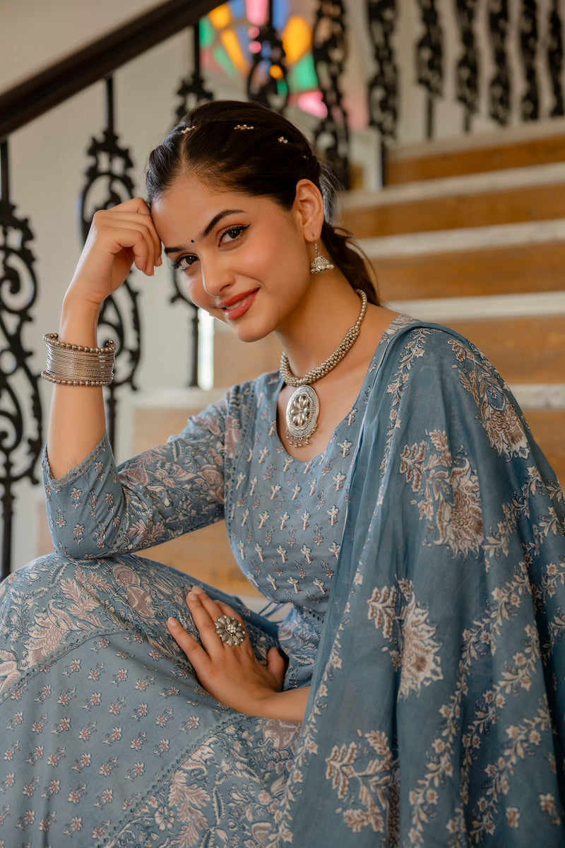 EthniFlair Floral Printed Panelled Aari Work Kurta with Trousers & Dupatta