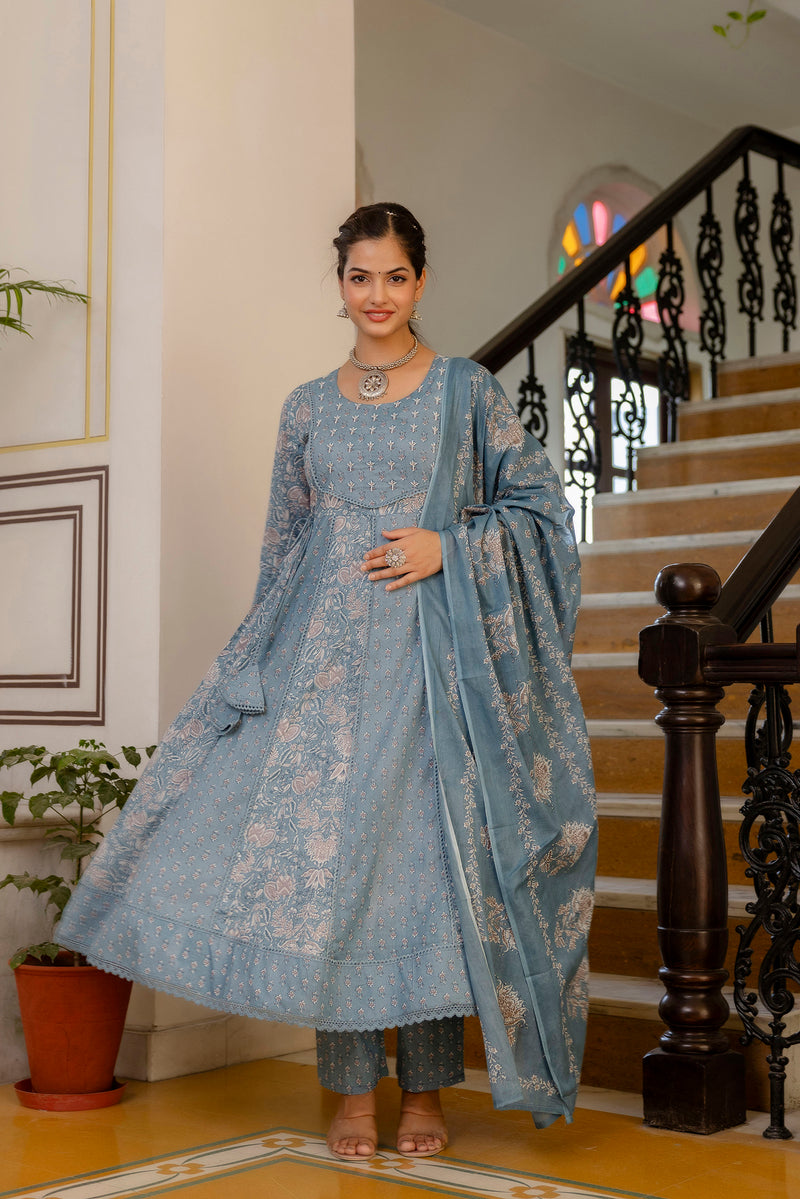 EthniFlair Floral Printed Panelled Aari Work Kurta with Trousers & Dupatta