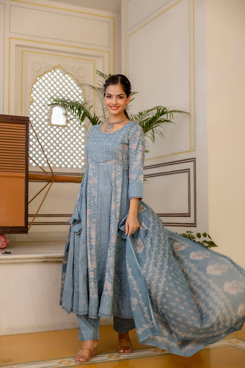 EthniFlair Floral Printed Panelled Aari Work Kurta with Trousers & Dupatta