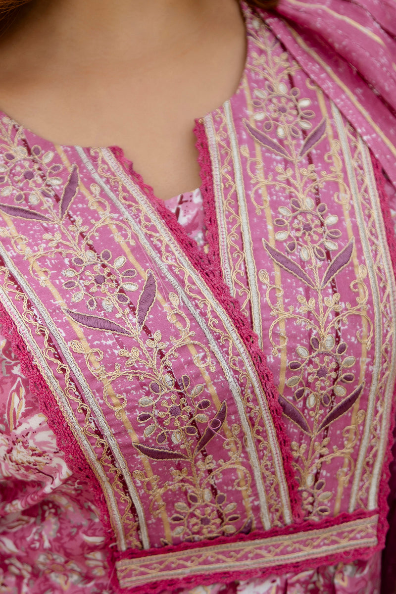 EthniFlair Floral Embroidered Thread Work Kurta with Trousers & Dupatta