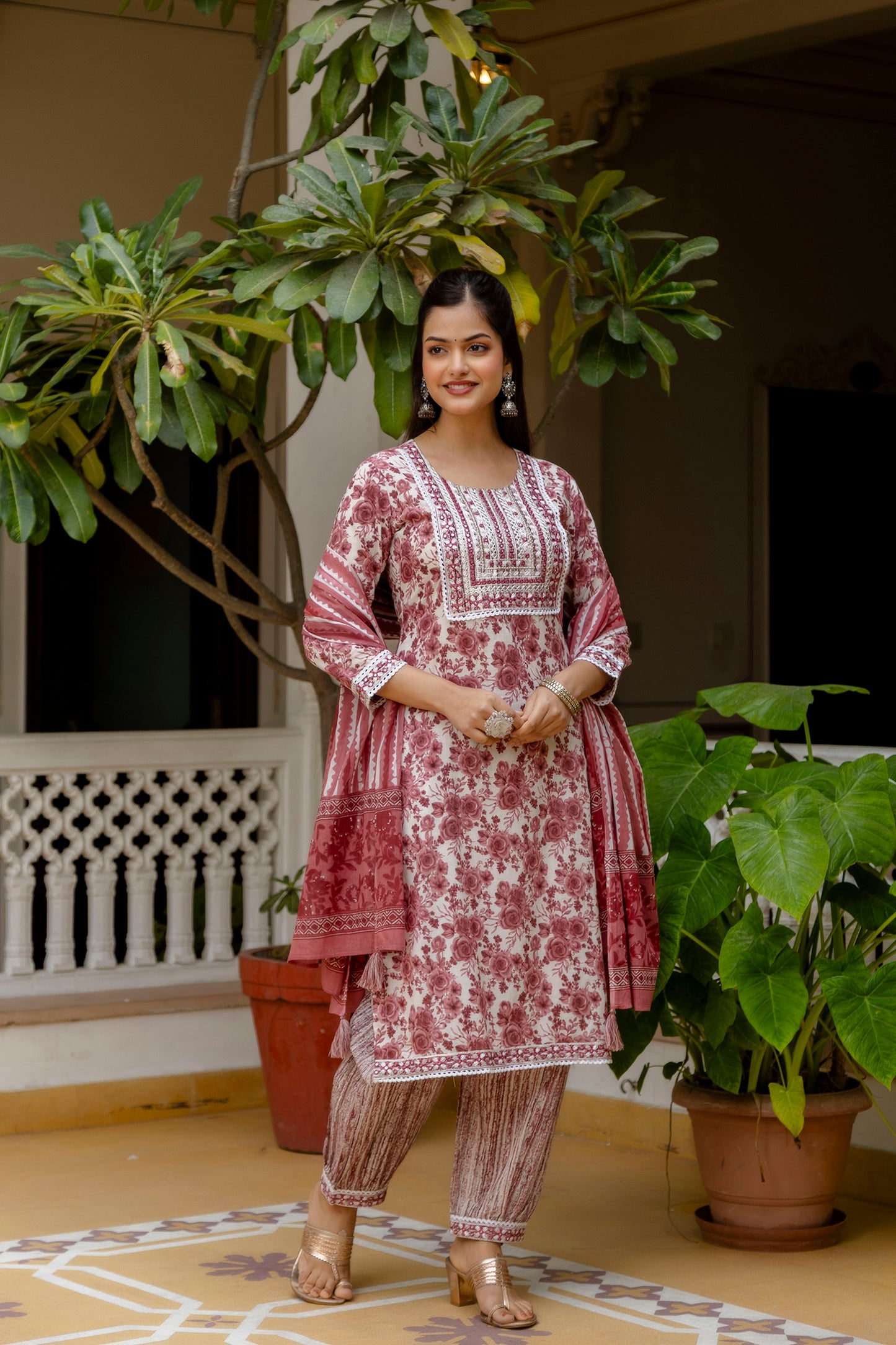 EthniFlair Women Floral Printed Regular Mirror Work Pure Cotton Kurta with Patiala & With Dupatta