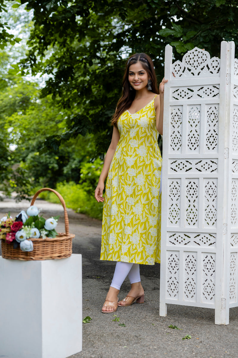 EthniFlair Floral Printed Kurta