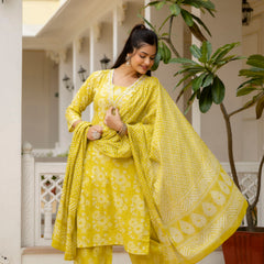 EthniFlair Floral Printed Embroidered Kurta with Patiala & Dupatta