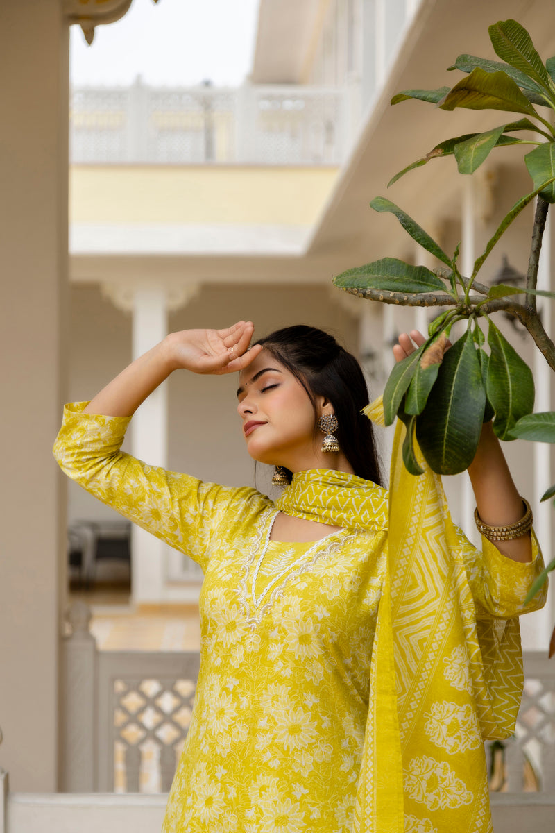 EthniFlair Floral Printed Embroidered Kurta with Patiala & Dupatta