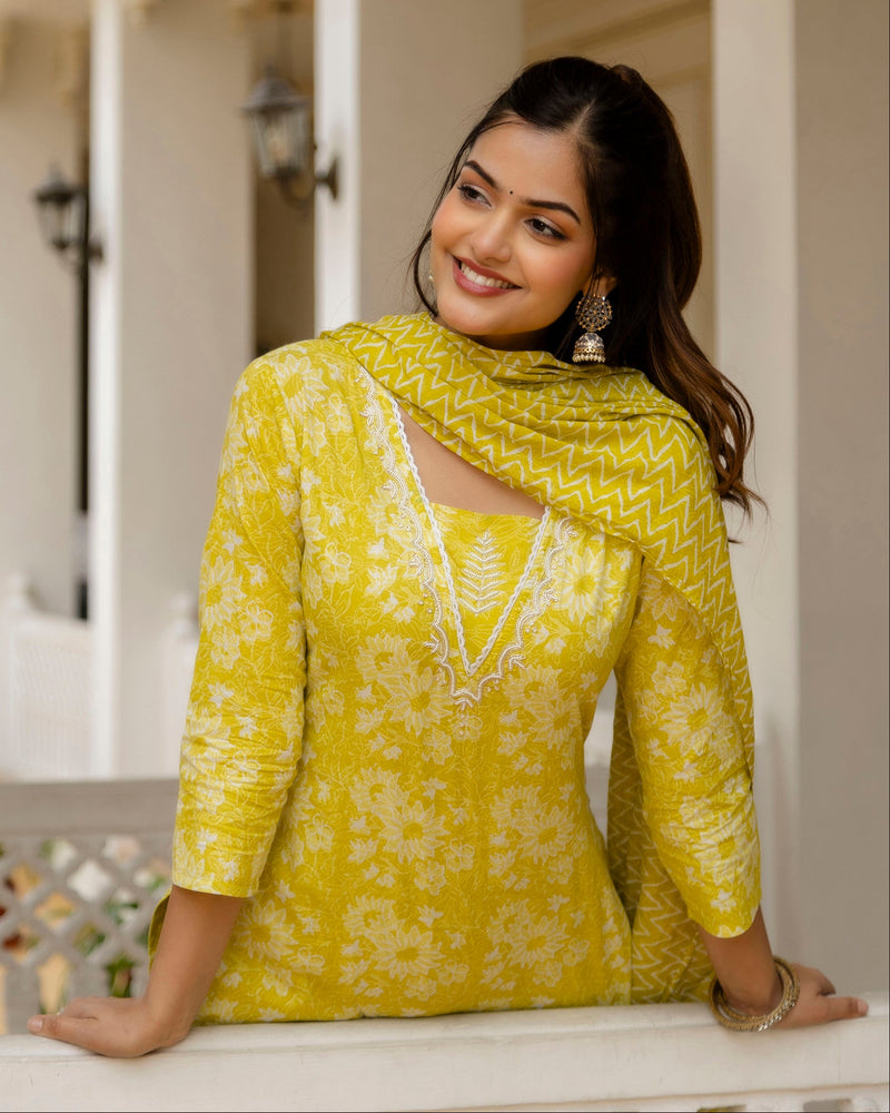 EthniFlair Floral Printed Embroidered Kurta with Patiala & Dupatta