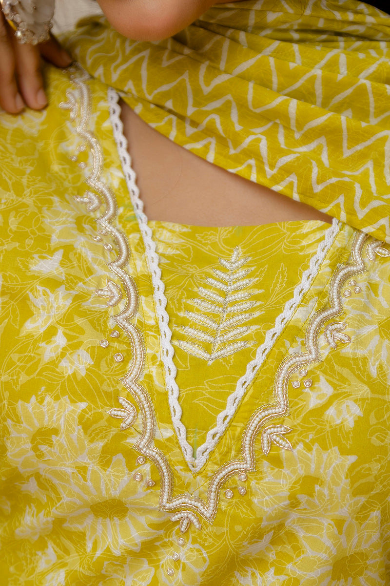 EthniFlair Floral Printed Embroidered Kurta with Patiala & Dupatta