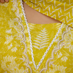 EthniFlair Floral Printed Embroidered Kurta with Patiala & Dupatta