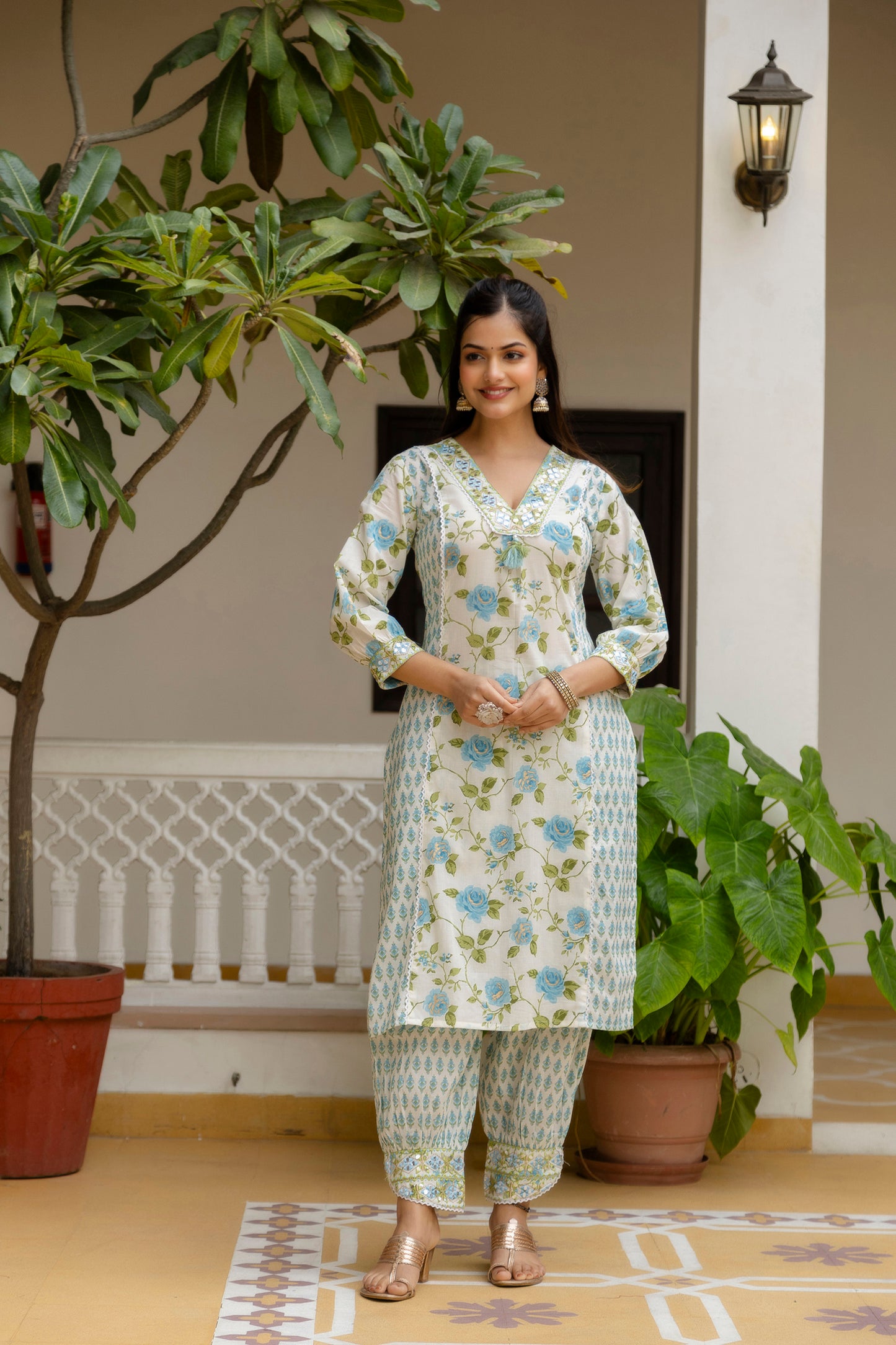 EthniFlair Women Floral Printed Regular Mirror Work Pure Cotton Kurta with Patiala & With Dupatta