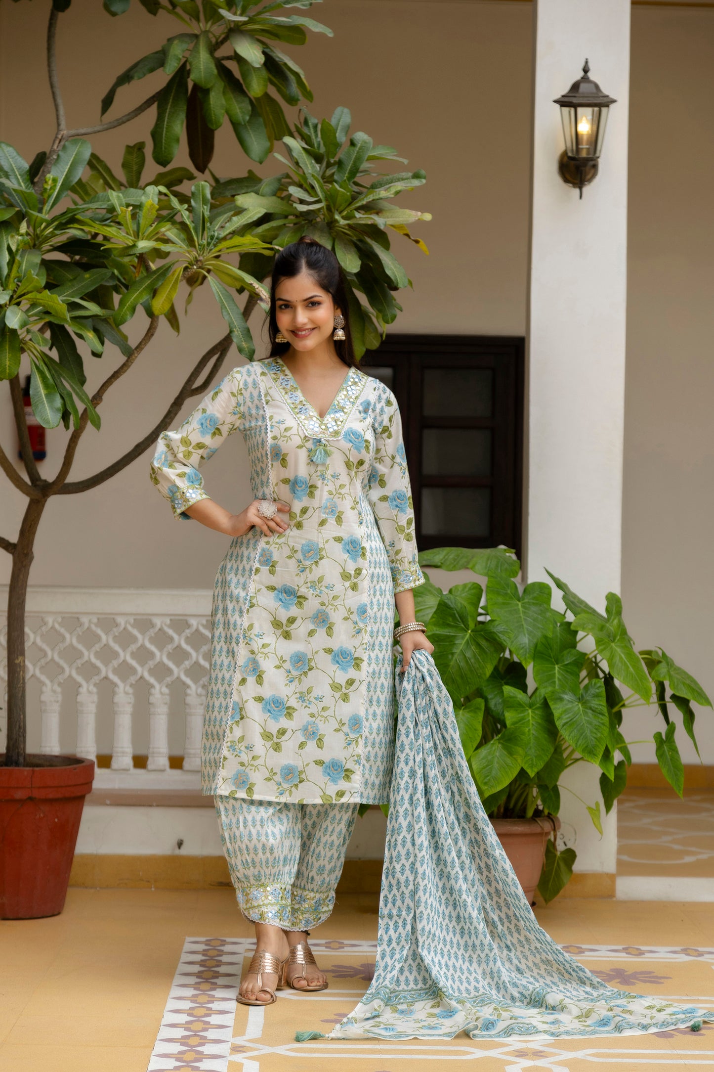 EthniFlair Women Floral Printed Regular Mirror Work Pure Cotton Kurta with Patiala & With Dupatta