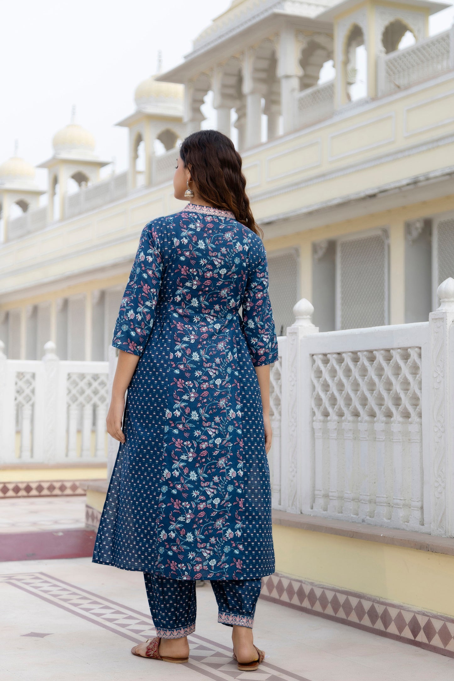 EthniFlair Women Floral Printed Empire Aari Work Pure Cotton Kurta with Patiala & With Dupatta