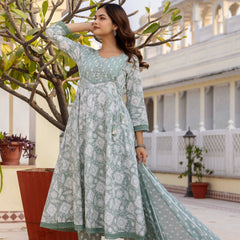 EthniFlair Floral Printed Round Neck Anarkali Kurta With Trousers And Dupatta