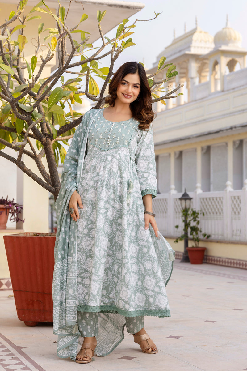 EthniFlair Floral Printed Round Neck Anarkali Kurta With Trousers And Dupatta