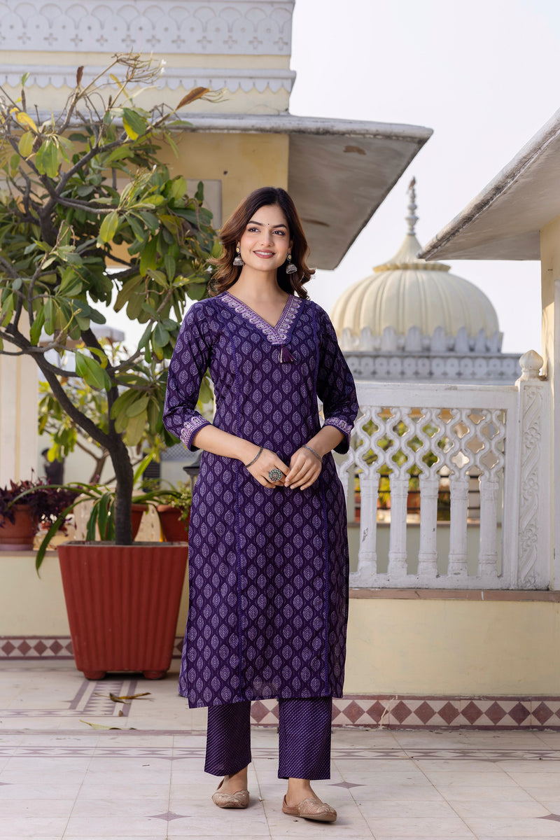 EthniFlair Floral Printed V-Neck Straight Kurta With Trousers And Dupatta