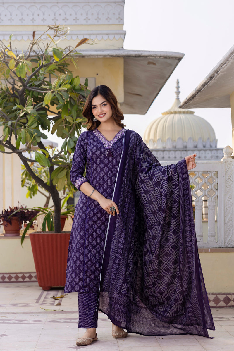 EthniFlair Floral Printed V-Neck Straight Kurta With Trousers And Dupatta