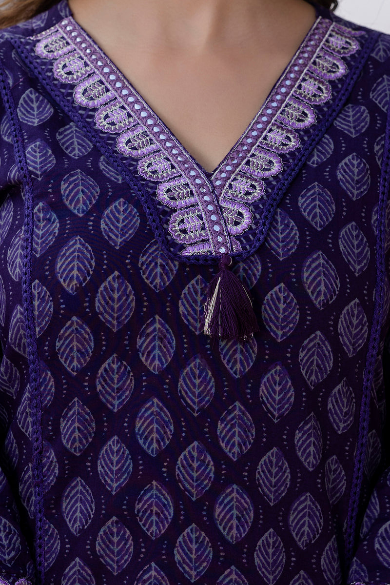EthniFlair Floral Printed V-Neck Straight Kurta With Trousers And Dupatta