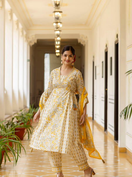 EthniFlair Ethnic Motifs Printed Empire Aari Work Kurta with Patiala & Dupatta