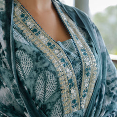 EthniFlair Embroidered Thread Work Kurta with Patiala & Dupatta