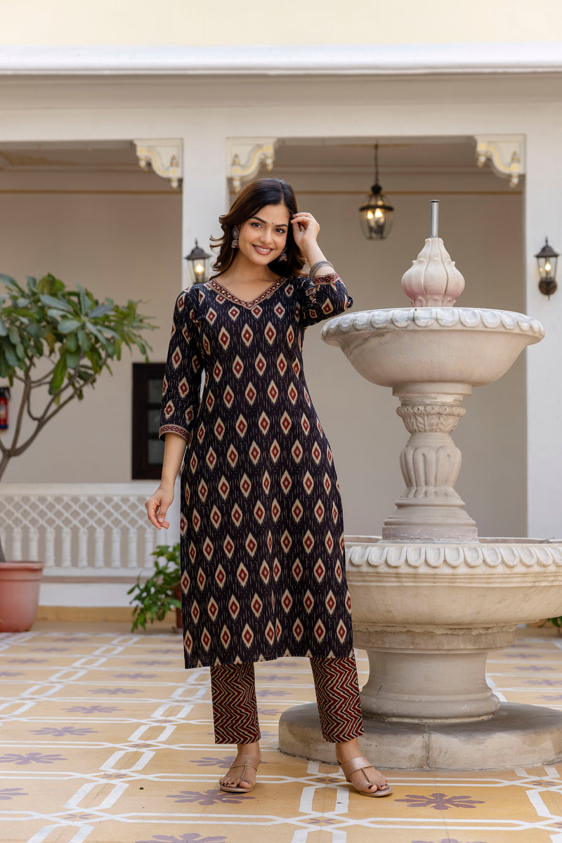 EthniFlair Geometric Printed V-Neck Straight Kurta With Trousers And Dupatta