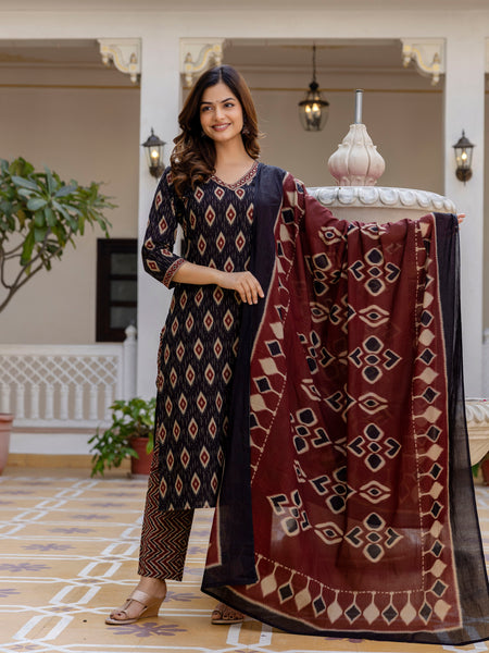 EthniFlair Geometric Printed V-Neck Straight Kurta With Trousers And Dupatta