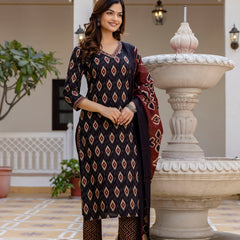 EthniFlair Geometric Printed V-Neck Straight Kurta With Trousers And Dupatta