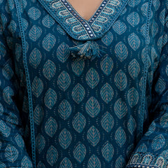 EthniFlair Floral Printed V-Neck Straight Kurta With Trousers And Dupatta