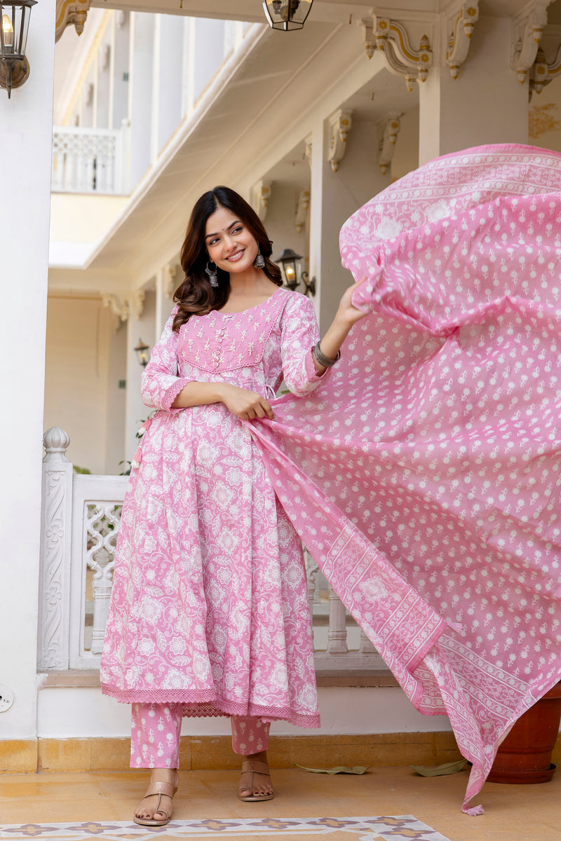 EthniFlair Floral Printed Round Neck Anarkali Kurta With Trousers And Dupatta