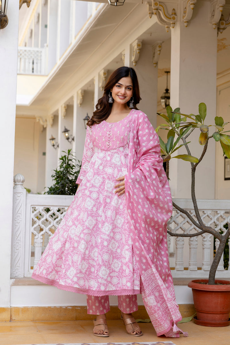 EthniFlair Floral Printed Round Neck Anarkali Kurta With Trousers And Dupatta
