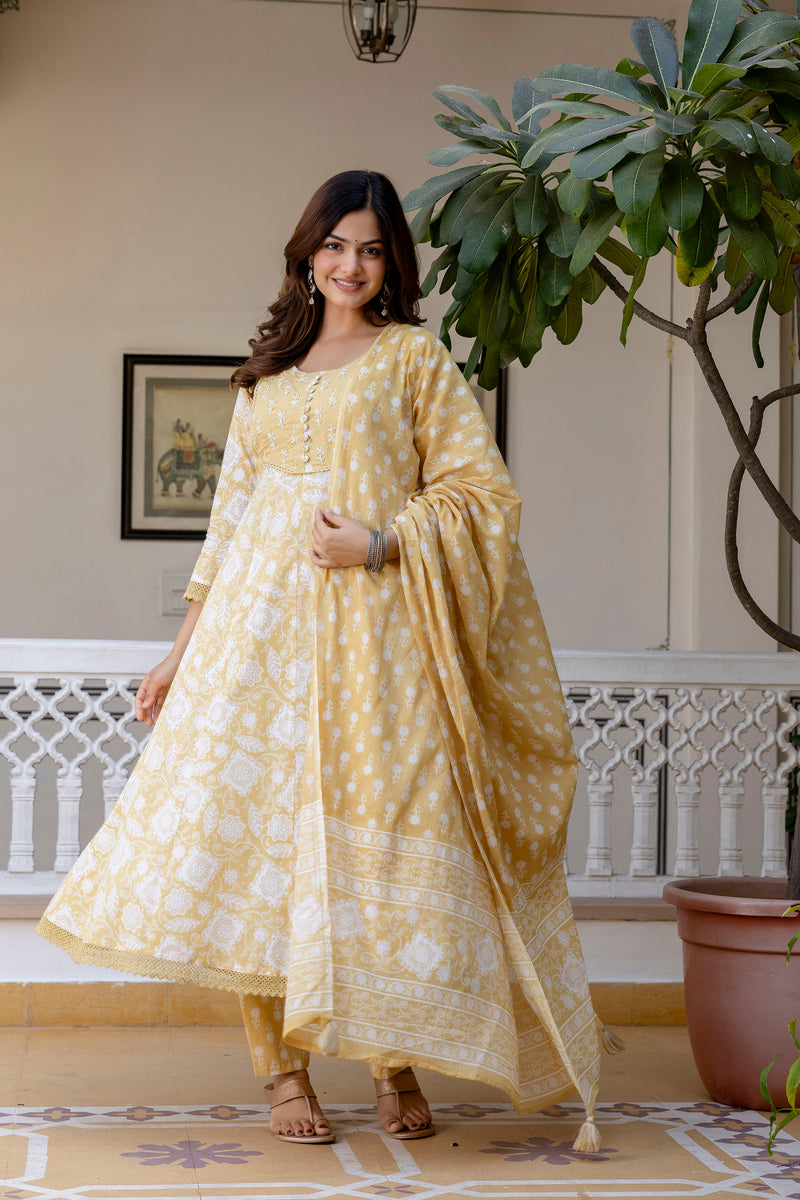 EthniFlair Floral Printed Round Neck Anarkali Kurta With Trousers And Dupatta
