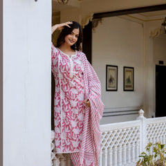 EthniFlair Floral Printed Aari Work Kurta with Trousers & Dupatta