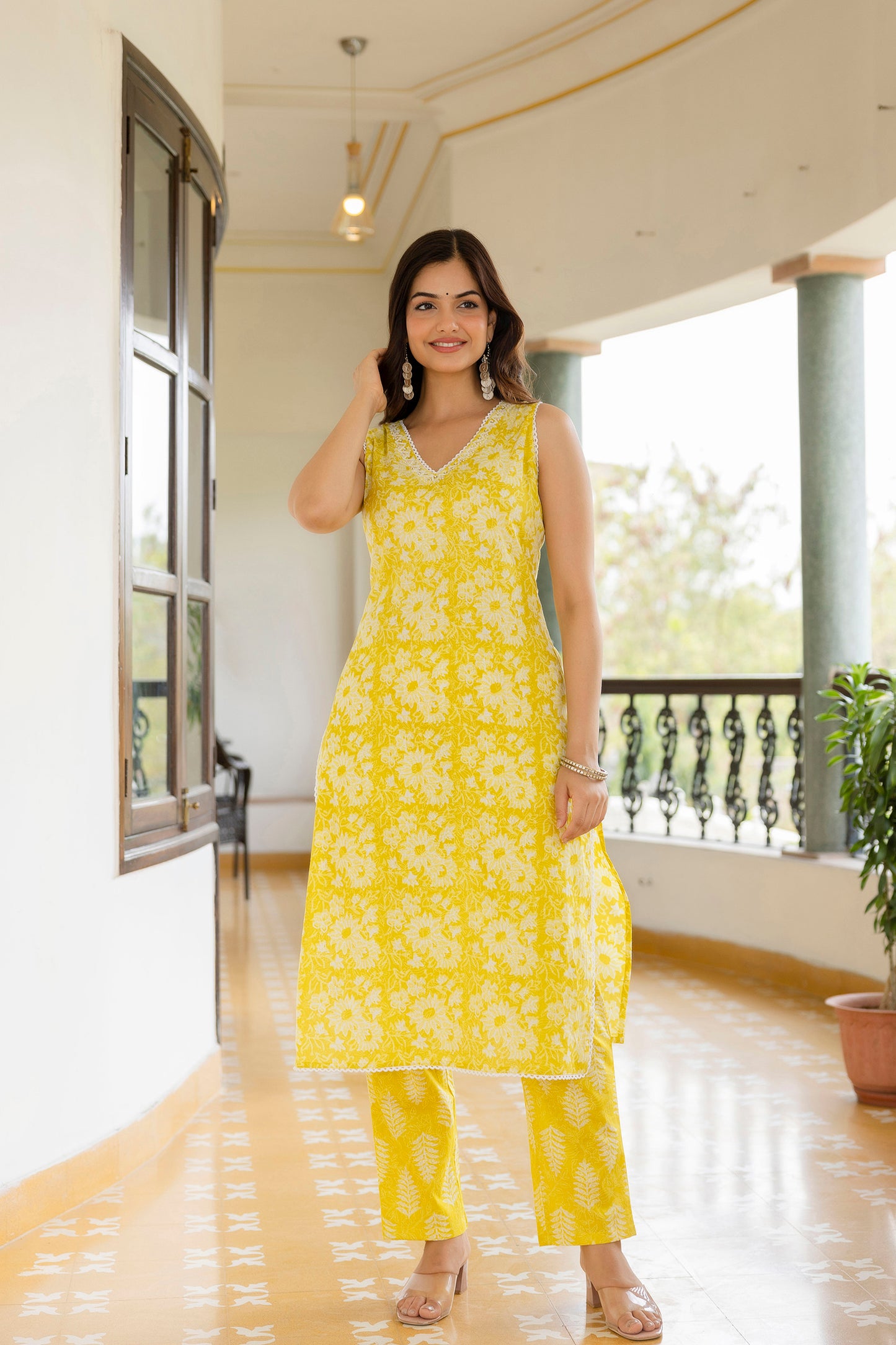 EthniFlair Women Floral Printed Regular Aari Work Pure Cotton Kurta with Trousers & With Dupatta