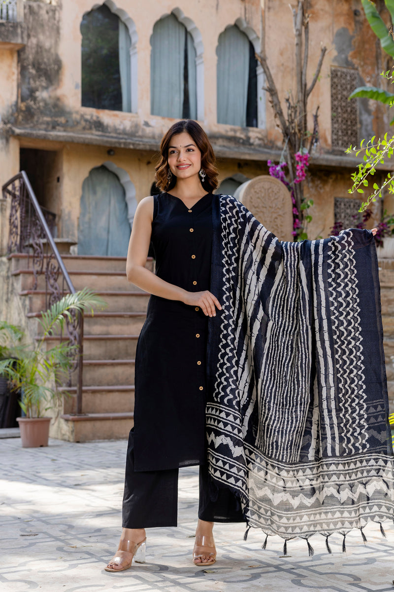 EthniFlair Kurta with Pyjamas & Dupatta