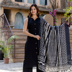 EthniFlair Kurta with Pyjamas & Dupatta